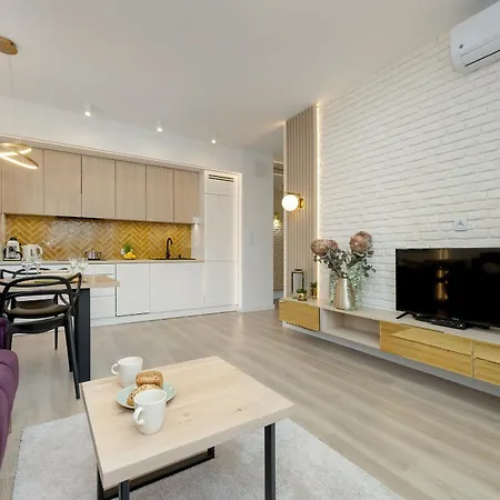 Mokotow Stylish Apartment With Parking & Balcony By Renters Prestige Warsaw Exterior photo